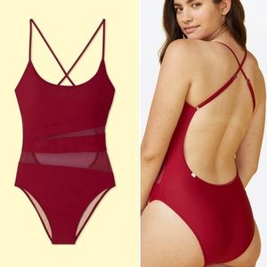 SUMMERSAULT ✨ causeway one-piece swimsuit red wine